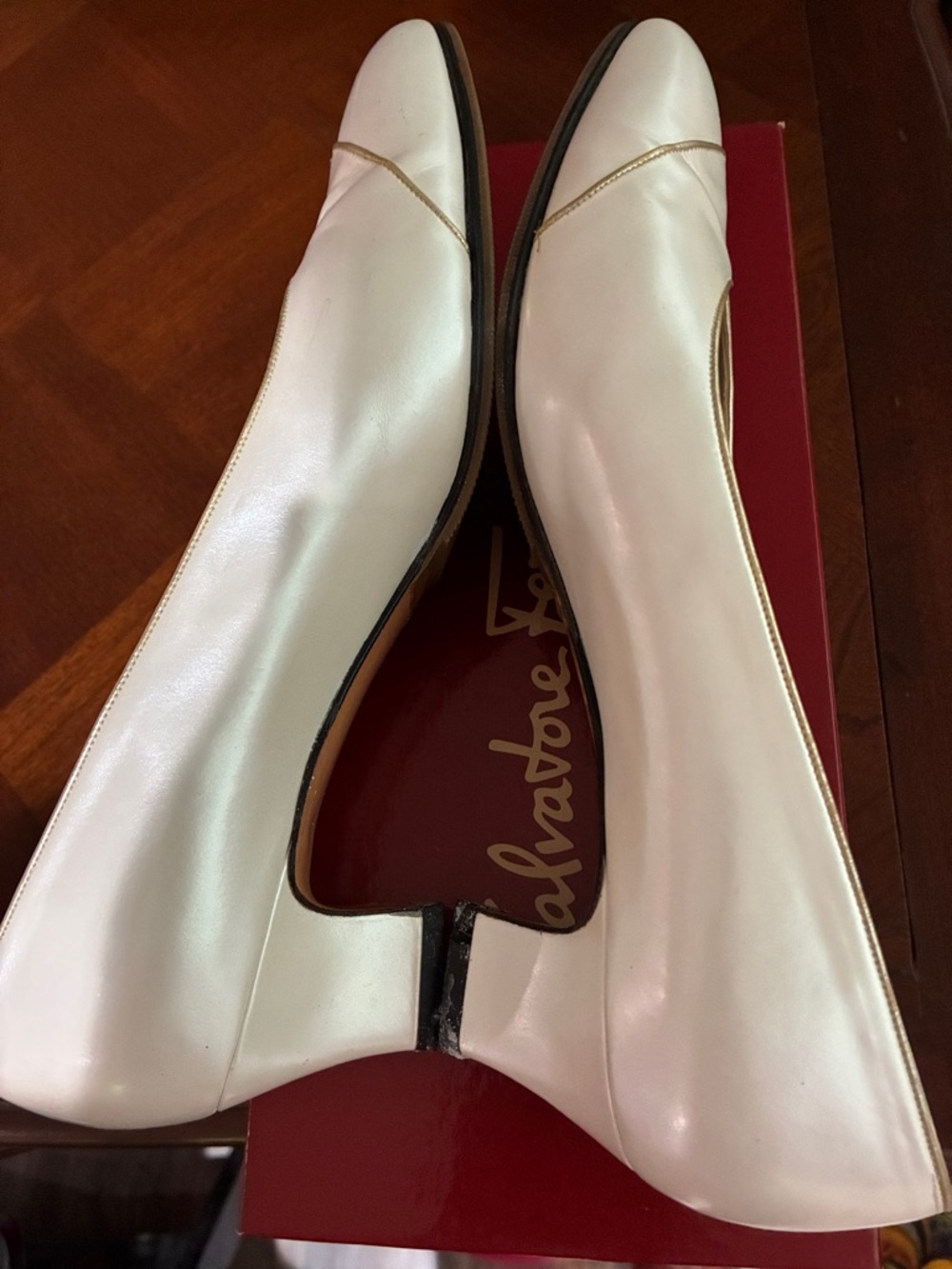 Salvatore Ferragamo Cream Leather Pointed-Toe Flats with Gold Trim Accents - Picture 4 of 5